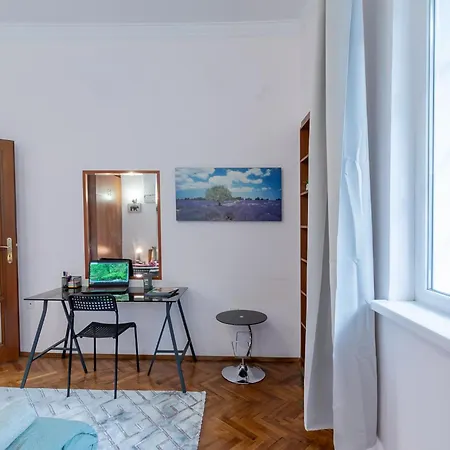 Vintage Flat By Ndk And Vitosha Blvd With Free Parking Apartmán *