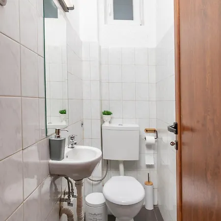 Vintage Flat By Ndk And Vitosha Blvd With Free Parking Daire